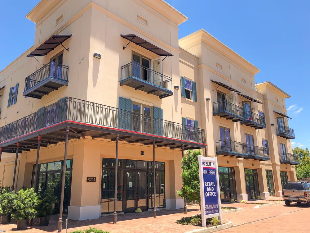 Last Suite Available in The Village at Willow Grove: 8211 Village Plaza Ct, Baton Rouge, LA 70810